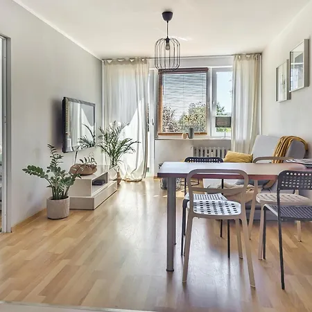 Baltic Grey - Modern & Cozy Near The Apartament Gdańsk