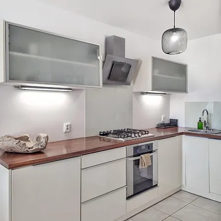 Baltic Grey - Modern & Cozy Near The *