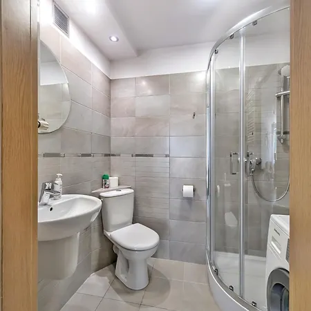 Baltic Grey - Modern & Cozy Near The