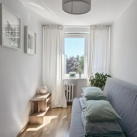 Baltic Grey - Modern & Cozy Near The Apartamento *